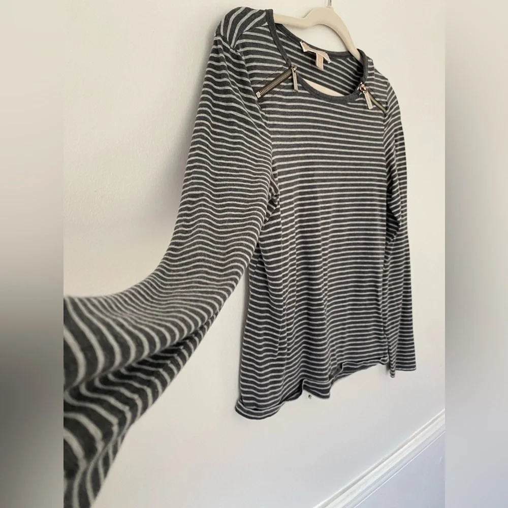 Michael Kors Striped Zip Top Granola Girl Downtown Casual Y2K Grunge Normcore